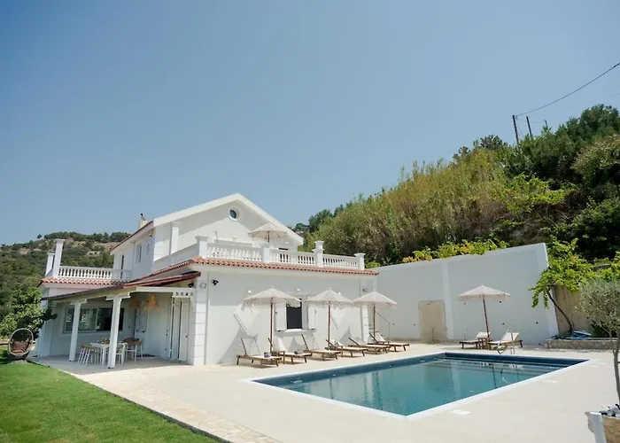 Villa Pantheon *